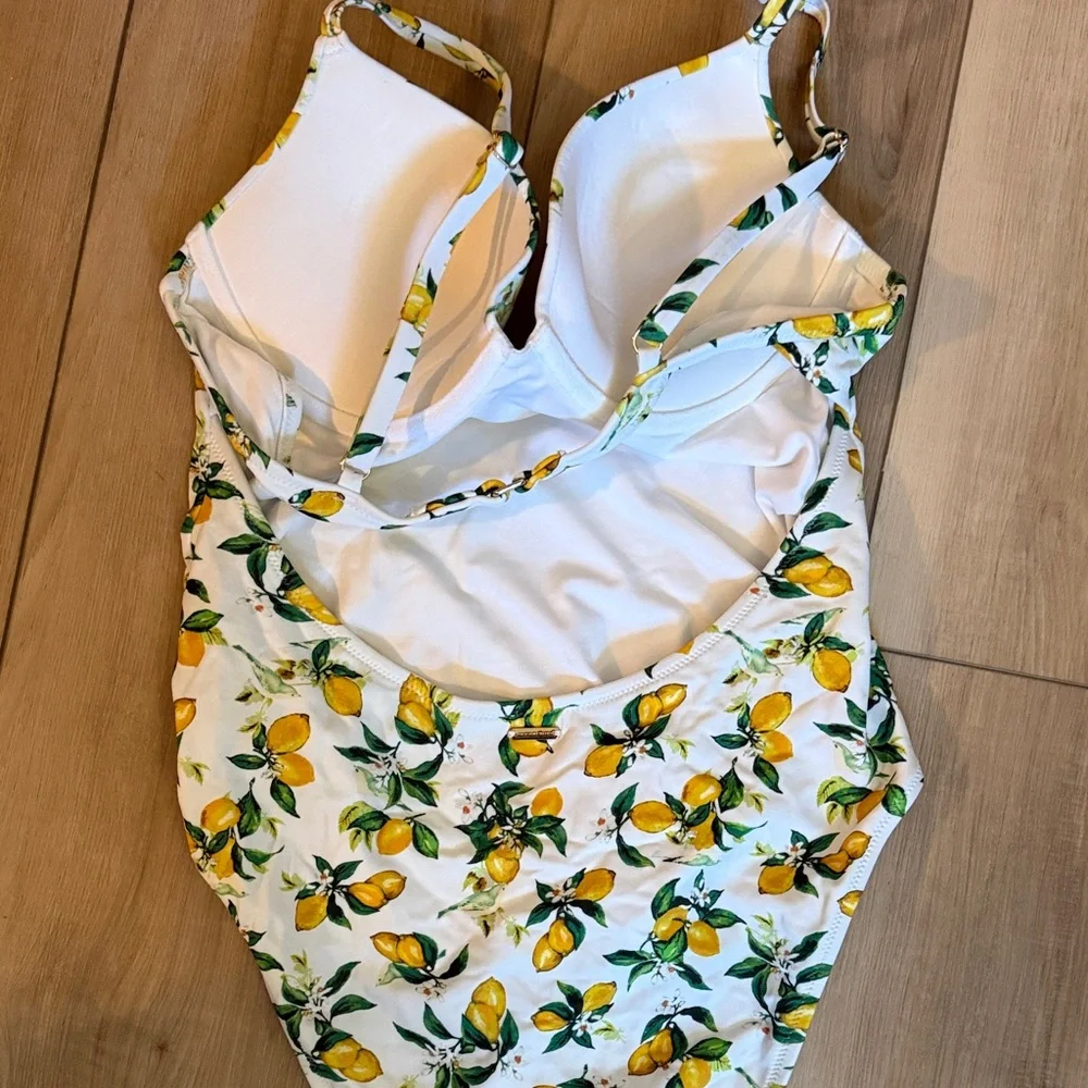 VS | Lemon Print One-Piece Swimsuit | like new - Picture 3 of 5